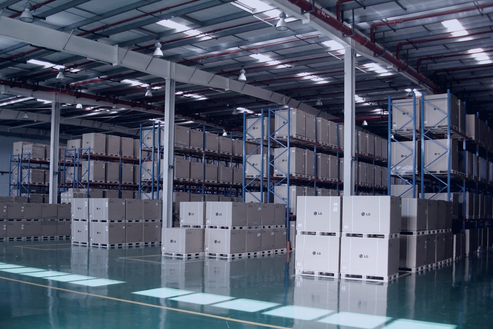 Fulfilment floor
